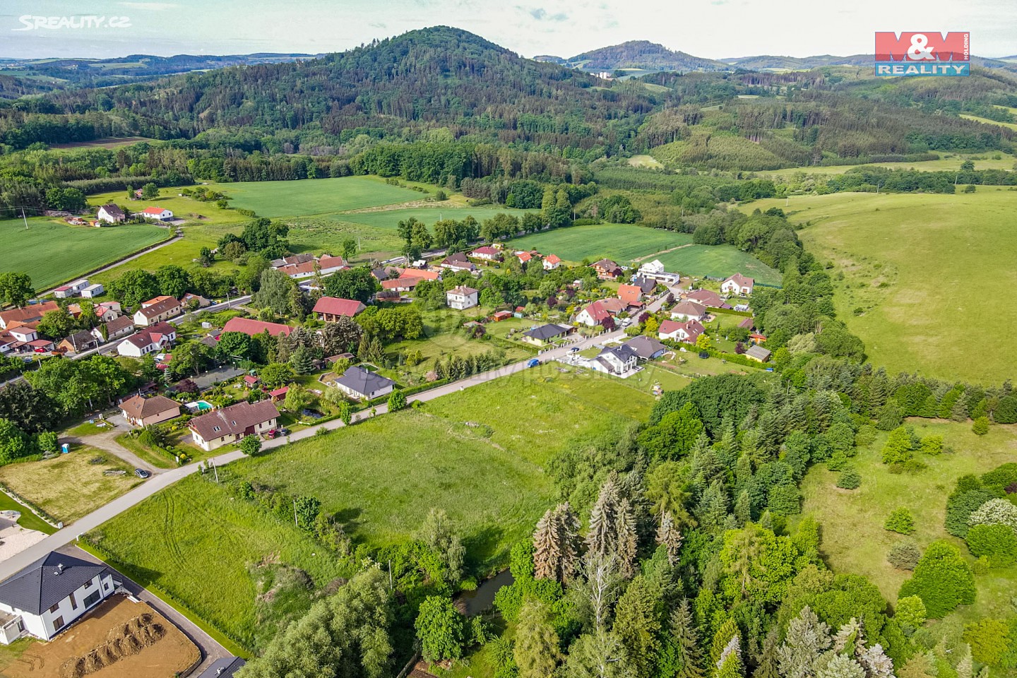 Prodej  stavebního pozemku 5 061 m², Václavice - Vatěkov, okres Benešov