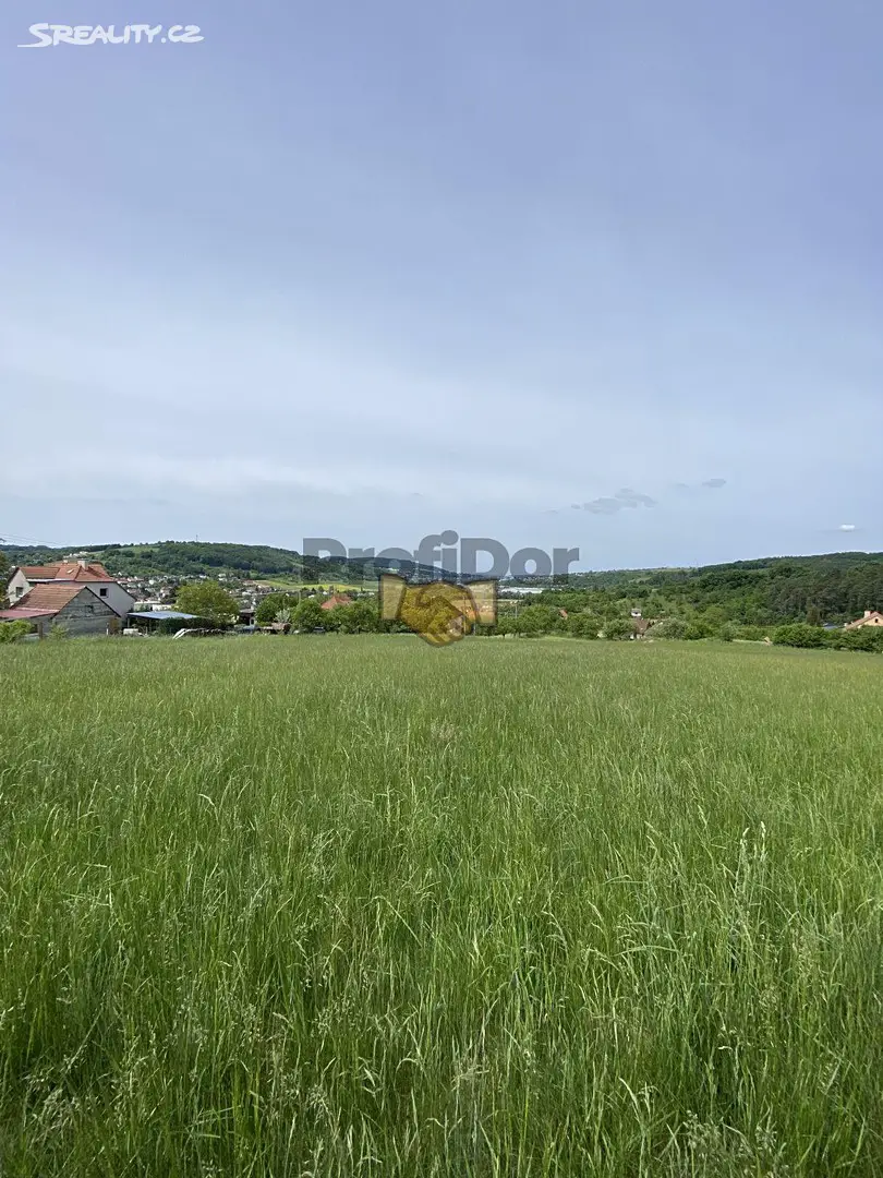 Prodej  stavebního pozemku 943 m², Zlín - Lužkovice, okres Zlín