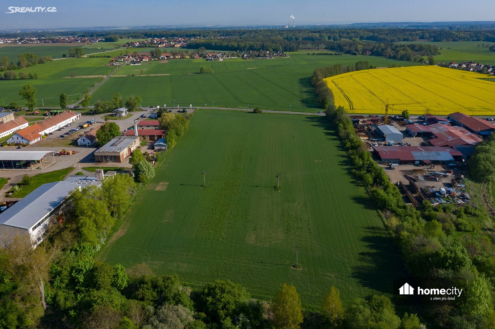 Prodej  komerčního pozemku 25 967 m², Staré Hradiště, okres Pardubice