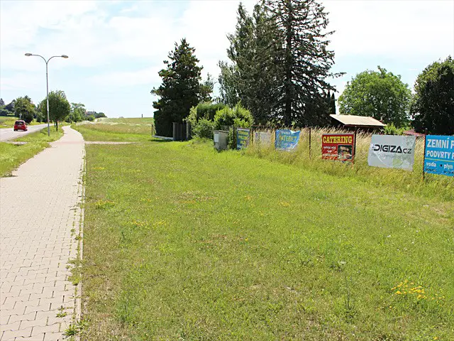 Prodej  pozemku 2 827 m², Popovická, Jičín - Valdické Předměstí
