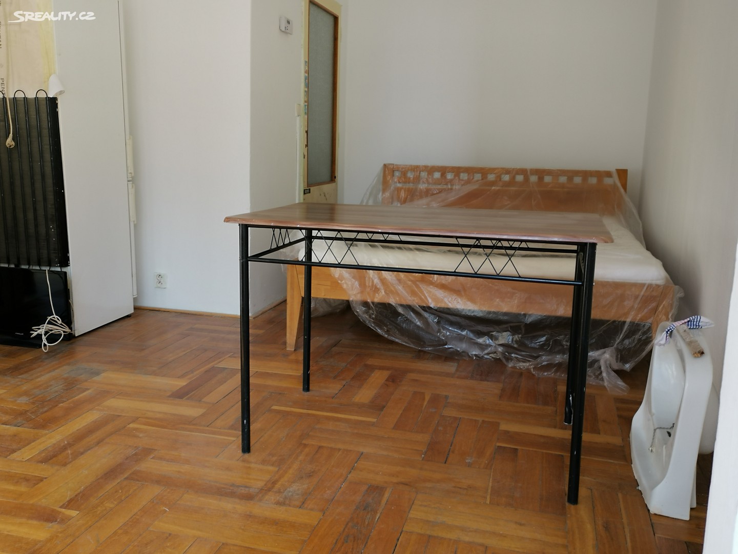 Pronájem bytu 1+1 40 m², Na Zahrádkách, Hradec Králové - Věkoše
