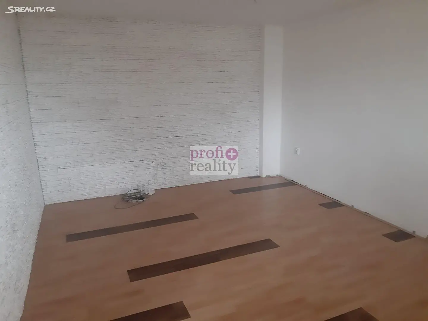 Pronájem bytu 1+1 35 m², U Nové šachty, Ostrava - Koblov
