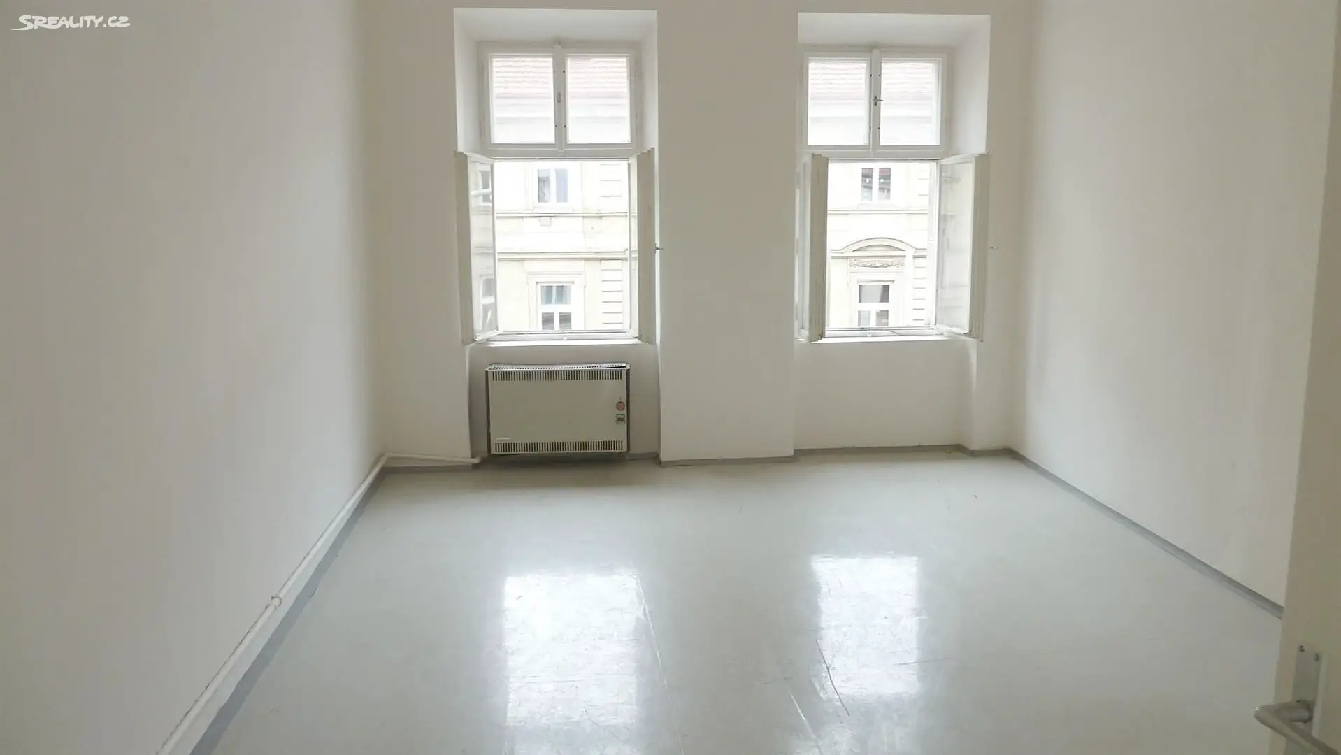 Pronájem bytu 1+1 34 m², Nádražní, Praha 5 - Smíchov
