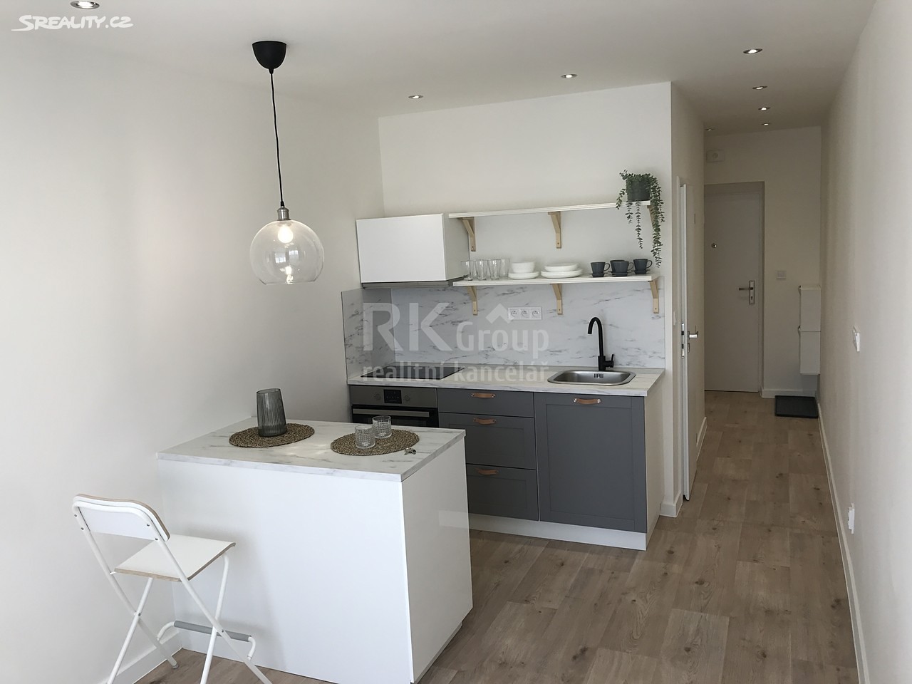 Pronájem bytu 1+kk 30 m², Korunní, Ostrava - Mariánské Hory