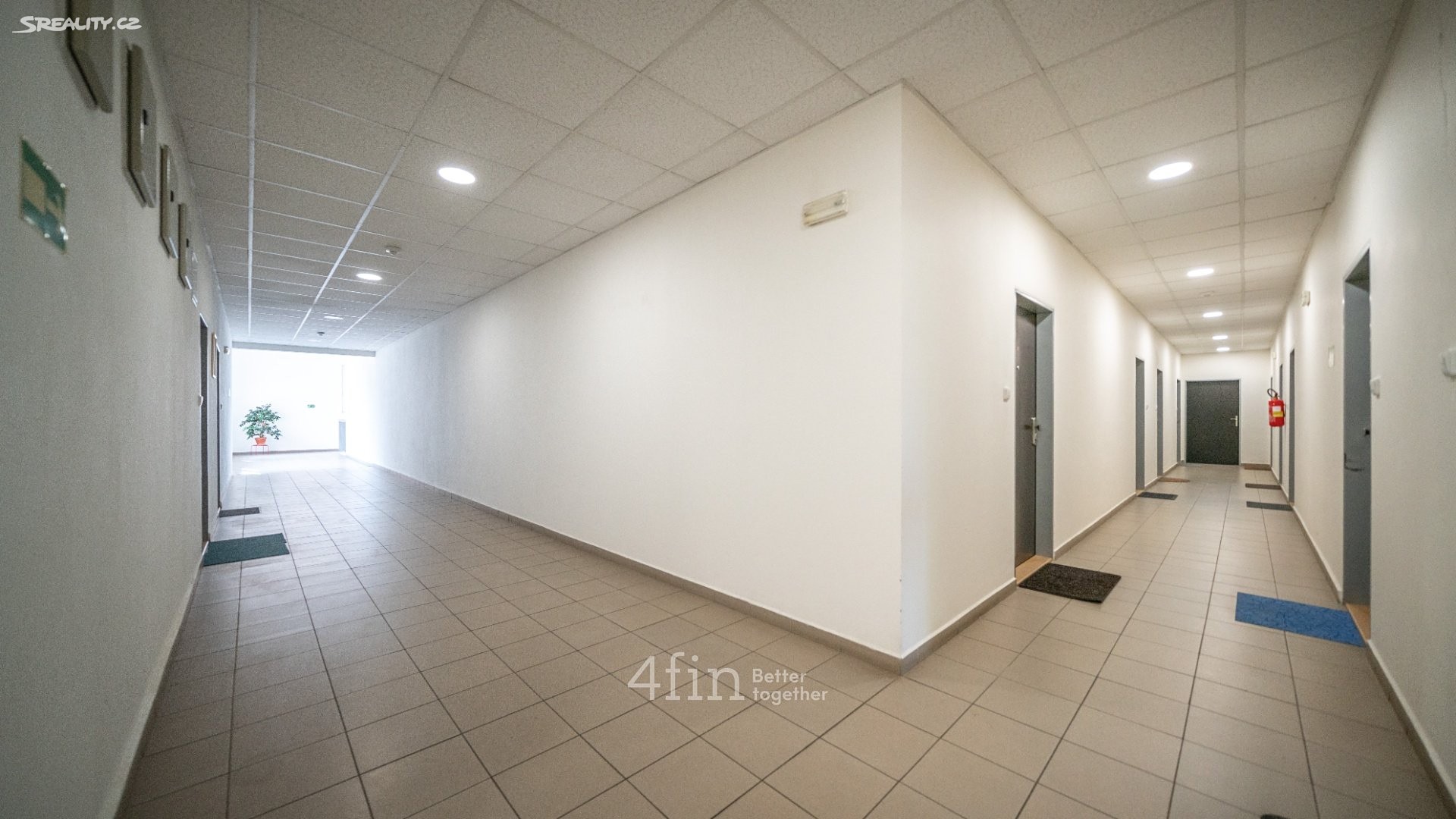 Pronájem bytu 1+kk 40 m², Běchorská, Praha 9 - Horní Počernice
