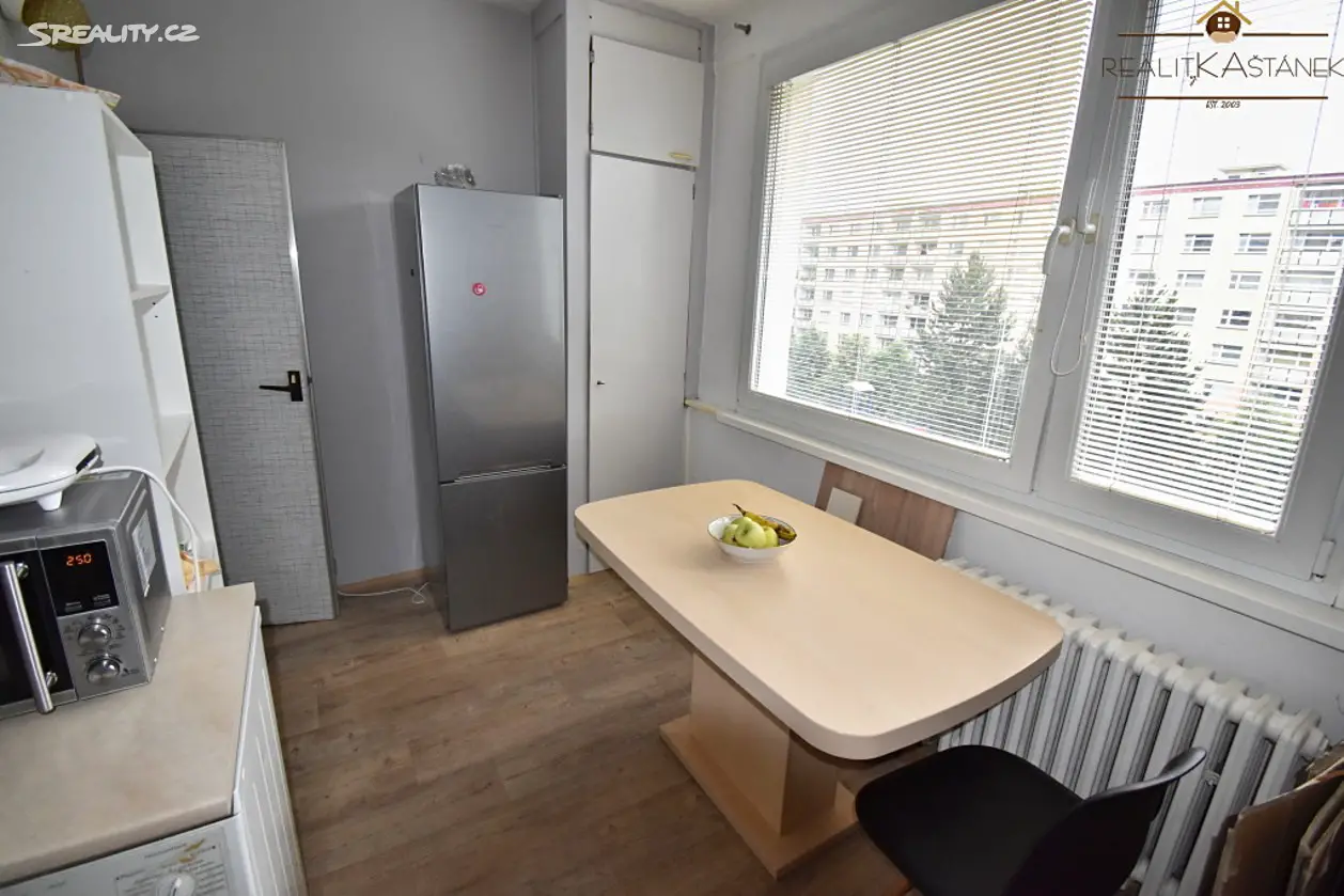Pronájem bytu 2+1 62 m², Sametová, Liberec - Liberec VI-Rochlice
