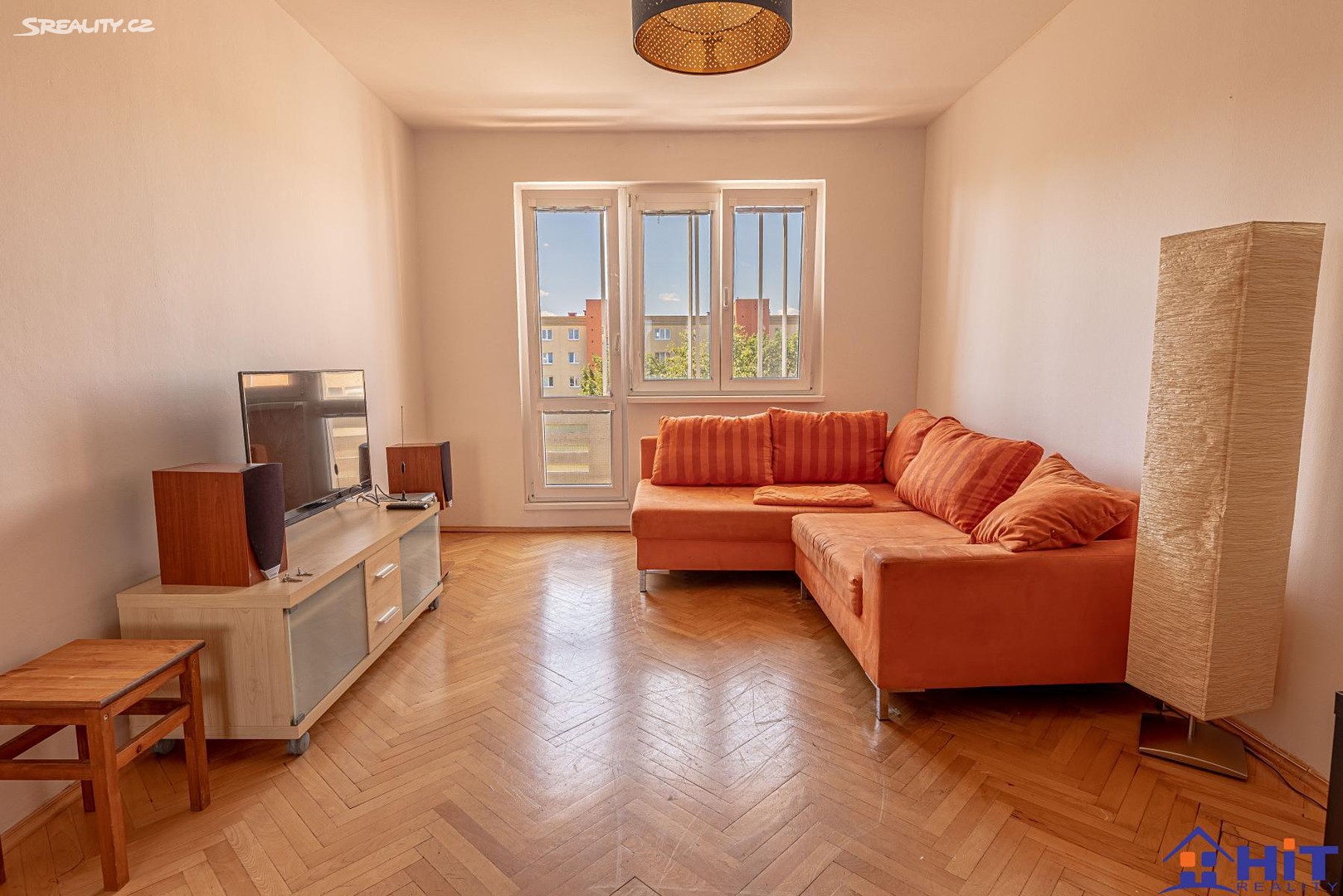 Pronájem bytu 2+1 51 m², Šantrochova, Praha 6 - Břevnov
