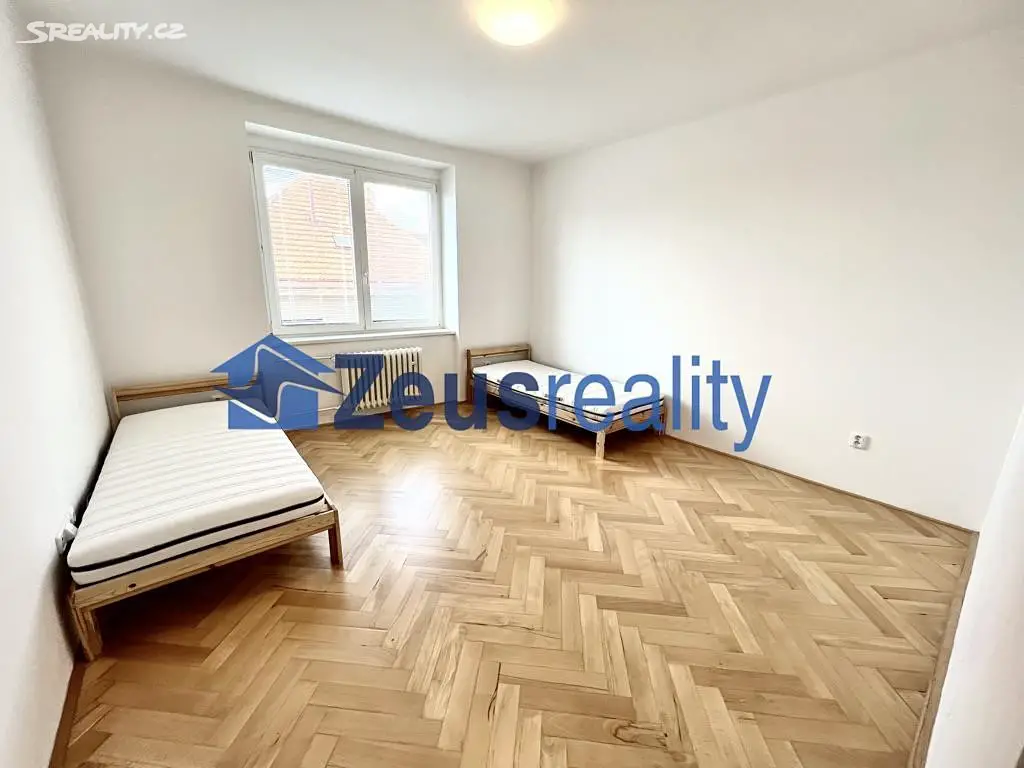 Pronájem bytu 2+1 66 m², Na Klaudiánce, Praha 4 - Podolí