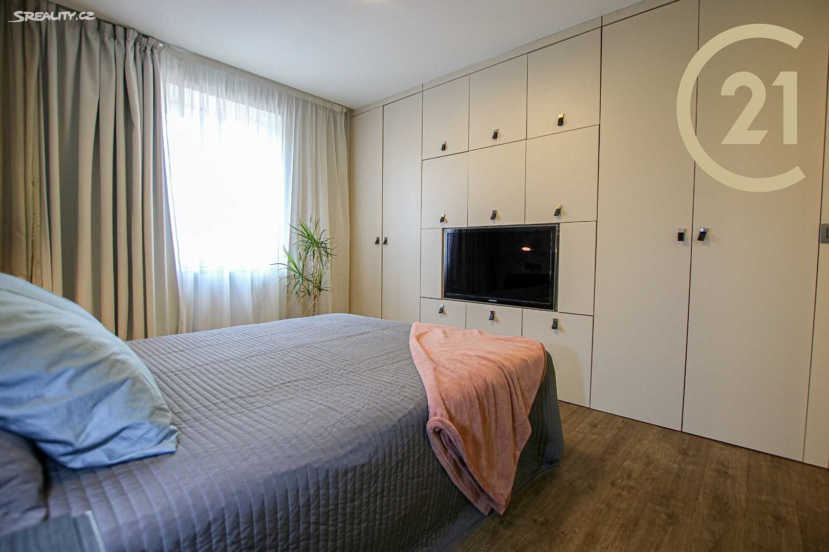 Pronájem bytu 2+kk 32 m², Údolní, Brno - Veveří