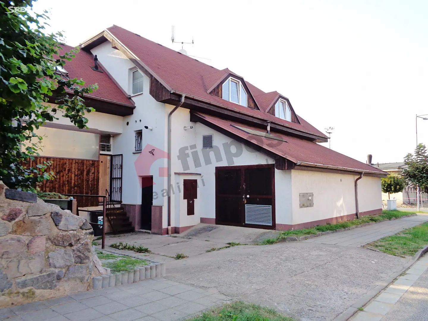 Pronájem bytu 2+kk 63 m² (Podkrovní), Chlumec nad Cidlinou - Chlumec nad Cidlinou IV, okres Hradec Králové