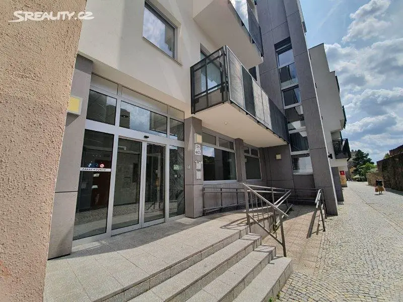 Pronájem bytu 2+kk 45 m², Věžní, Jihlava