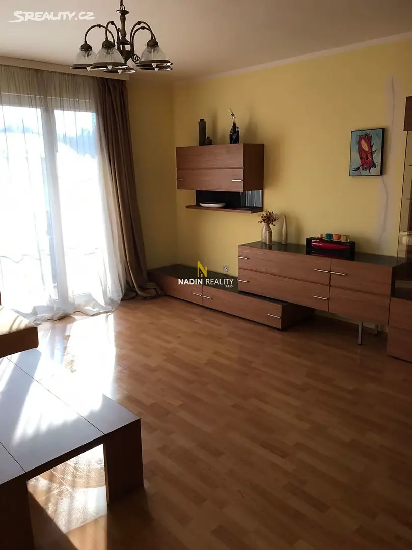 Pronájem bytu 2+kk 63 m², Waldertova, Karlovy Vary - Drahovice