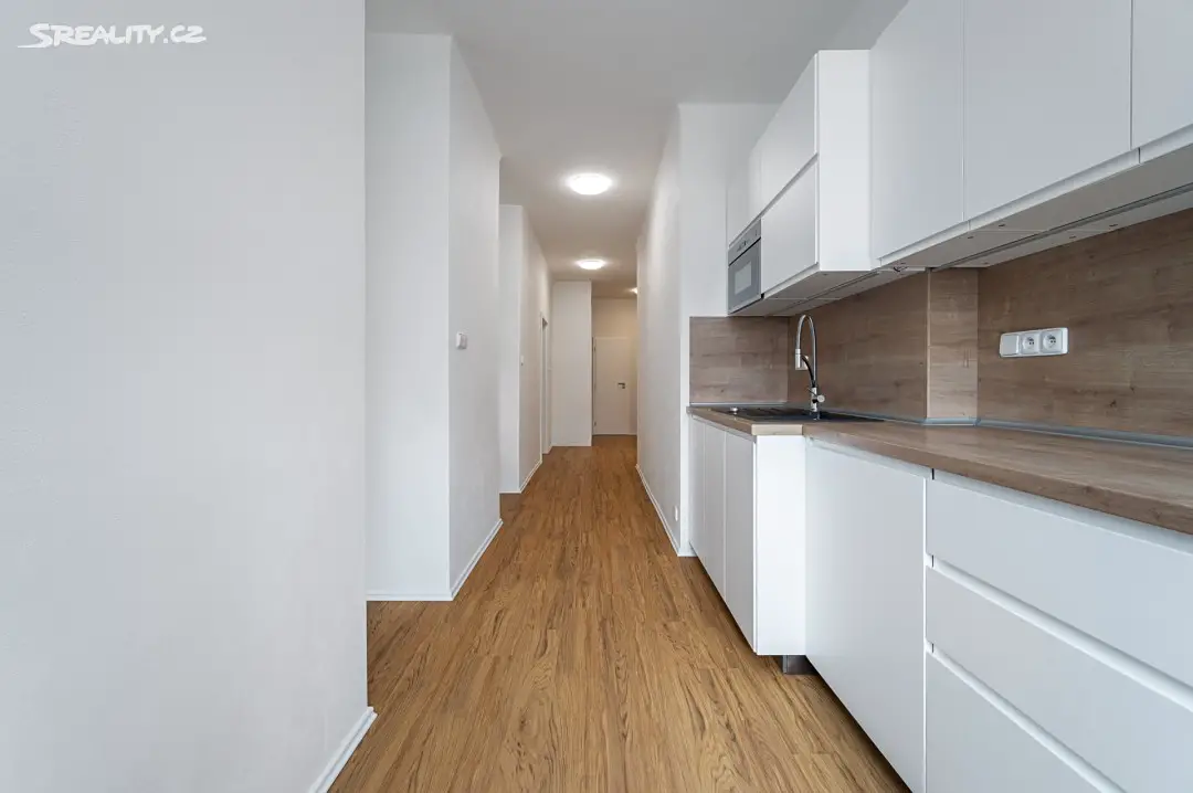 Pronájem bytu 2+kk 70 m², M. J. Lermontova, Praha 6 - Bubeneč