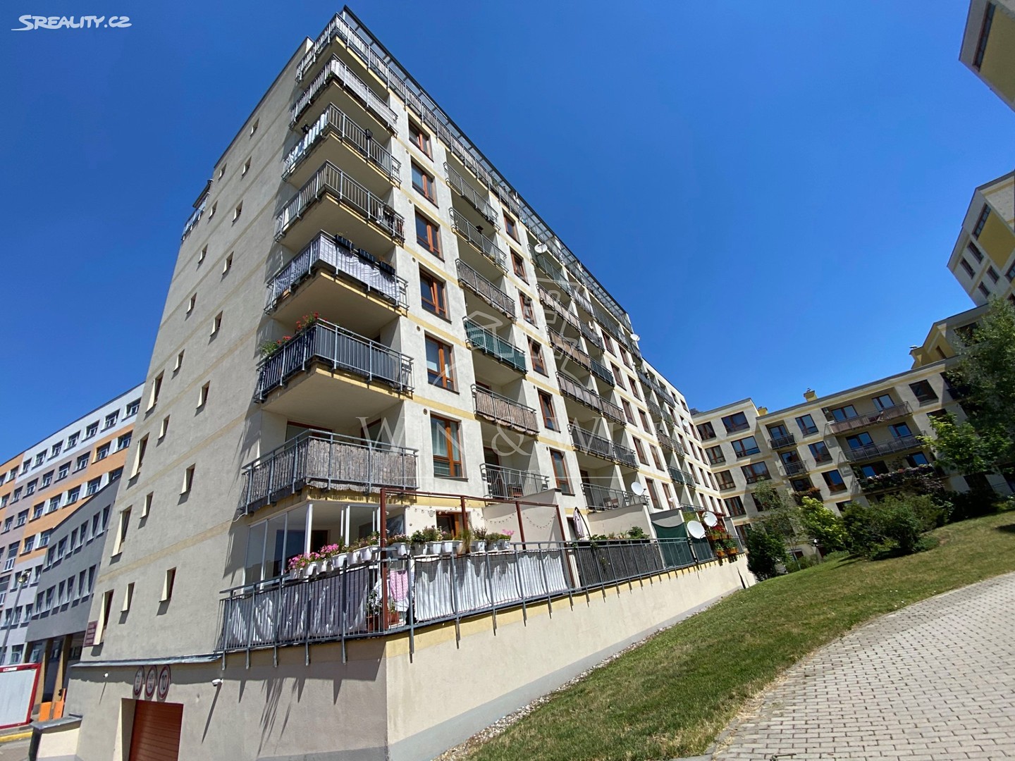 Pronájem bytu 2+kk 58 m², Pod Haltýřem, Praha 4 - Kunratice