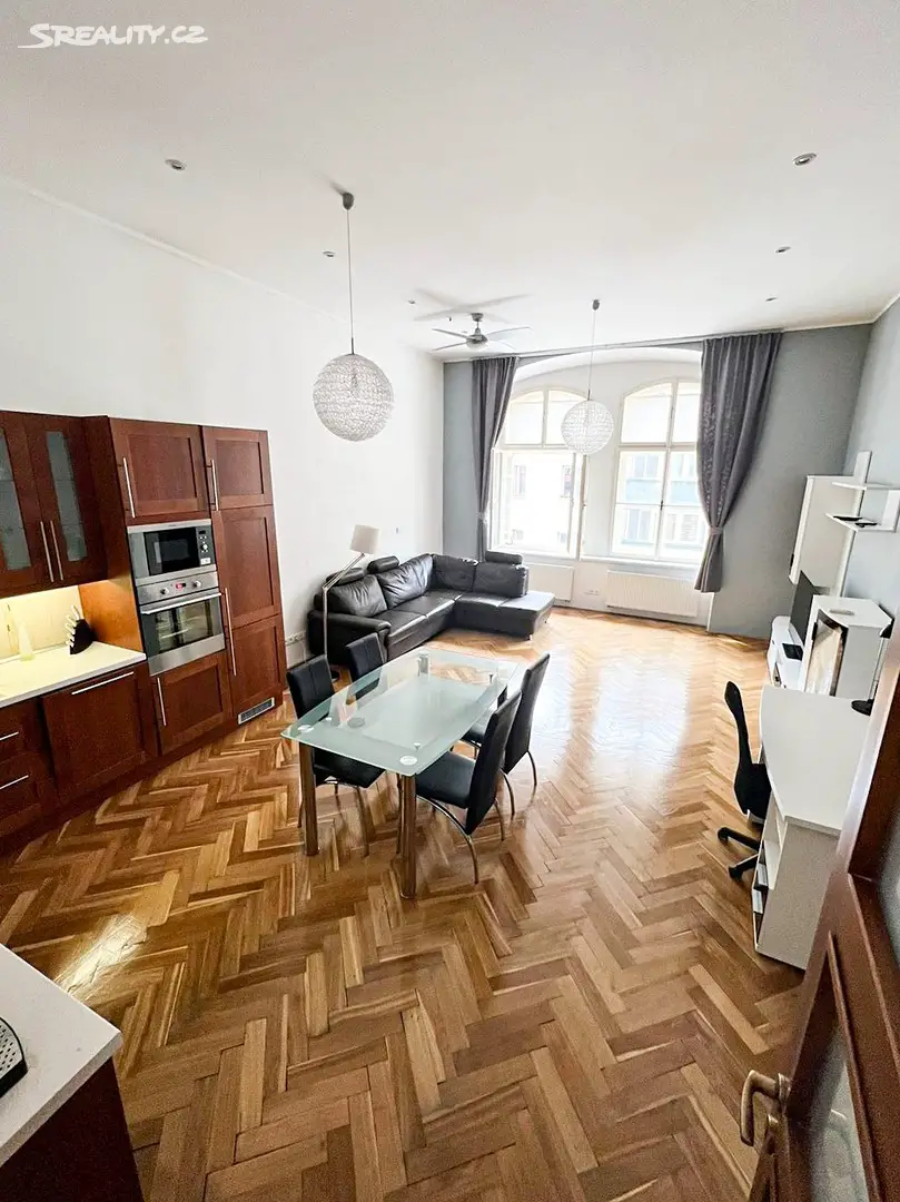 Pronájem bytu 2+kk 88 m², Dlouhá, Praha 1 - Staré Město