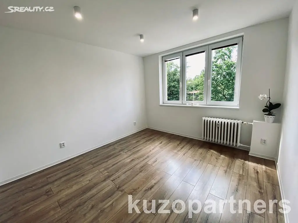 Pronájem bytu 3+1 56 m², Výškovická, Ostrava - Zábřeh