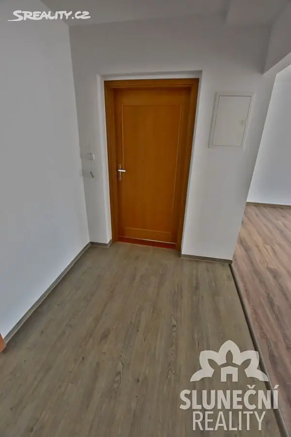 Pronájem bytu 3+1 72 m², Dvořákova, Uherské Hradiště