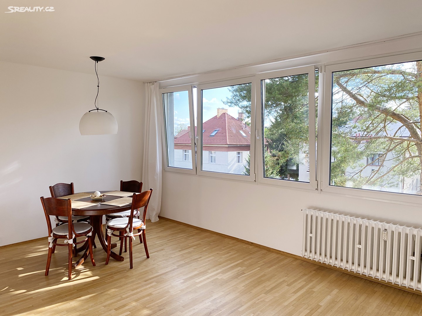 Pronájem bytu 3+kk 78 m², Havlínova, Praha 8 - Kobylisy