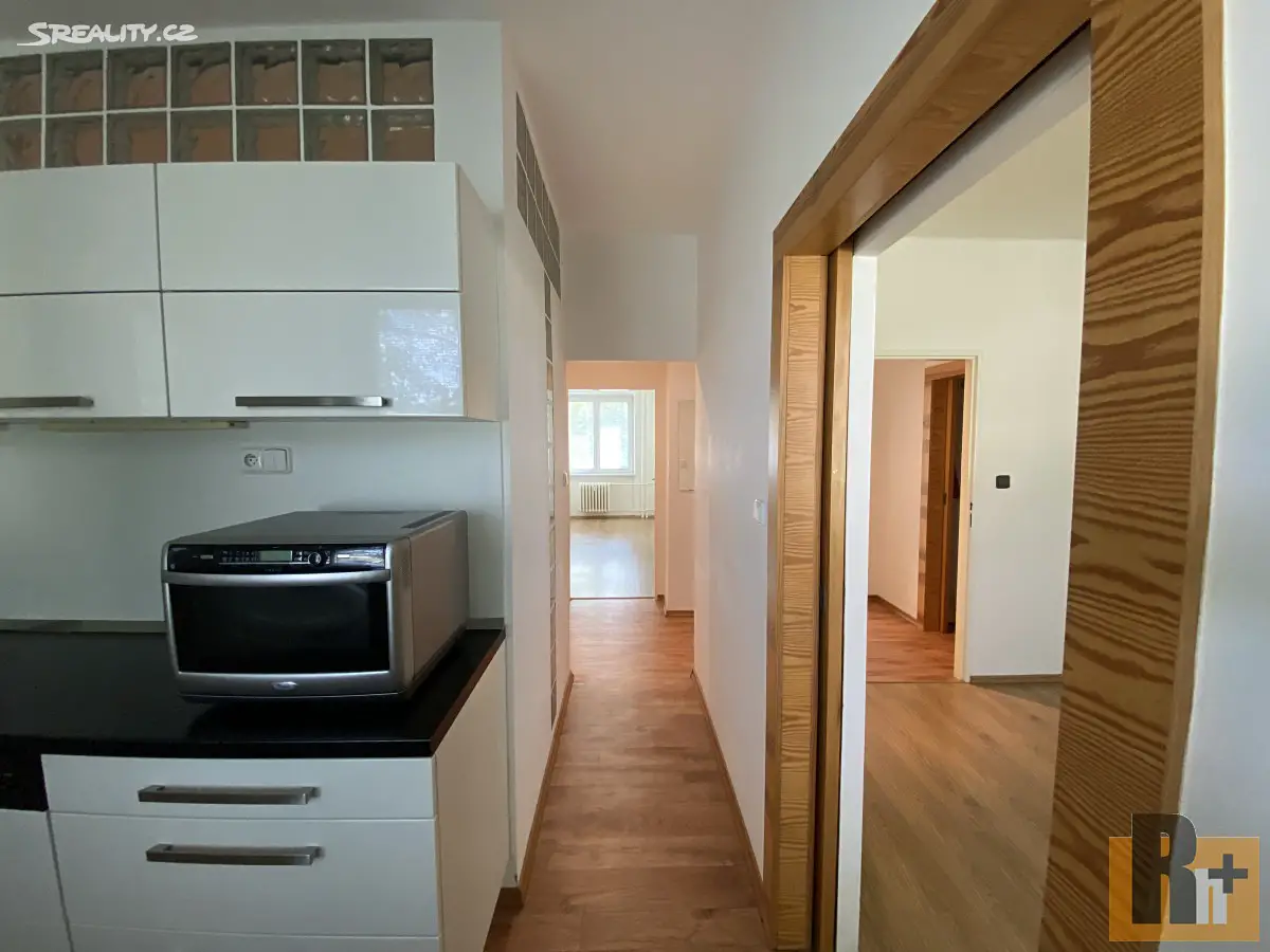 Pronájem bytu 4+1 85 m², Kubánská, Ostrava - Poruba