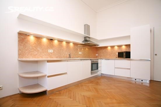 Pronájem bytu 6 pokojů a více 254 m², Ibsenova, Praha 2 - Vinohrady