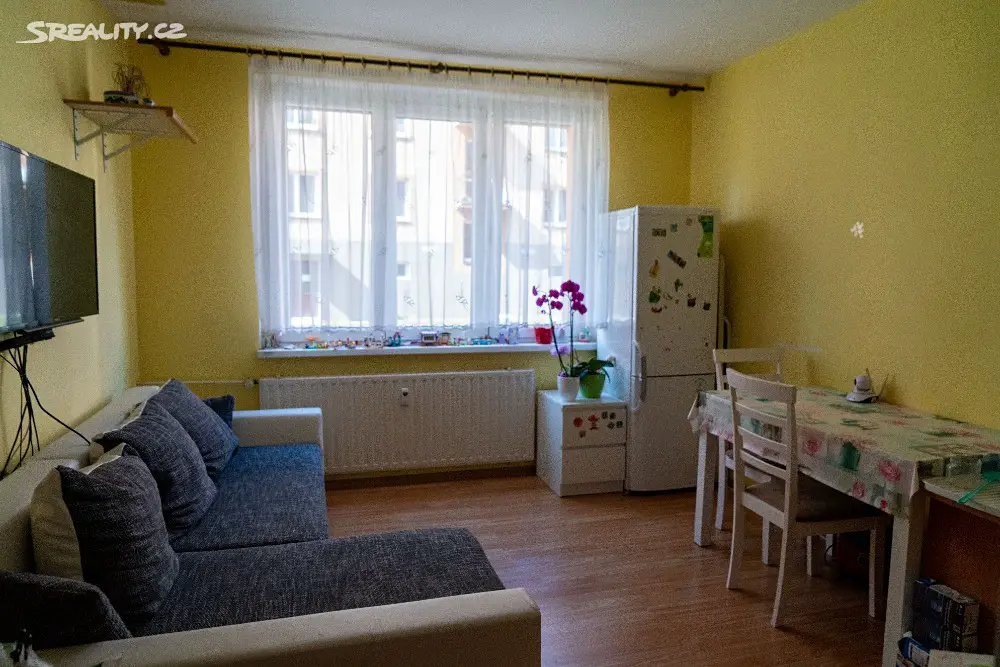 Prodej bytu 1+1 37 m², Závodu míru, Karlovy Vary - Stará Role