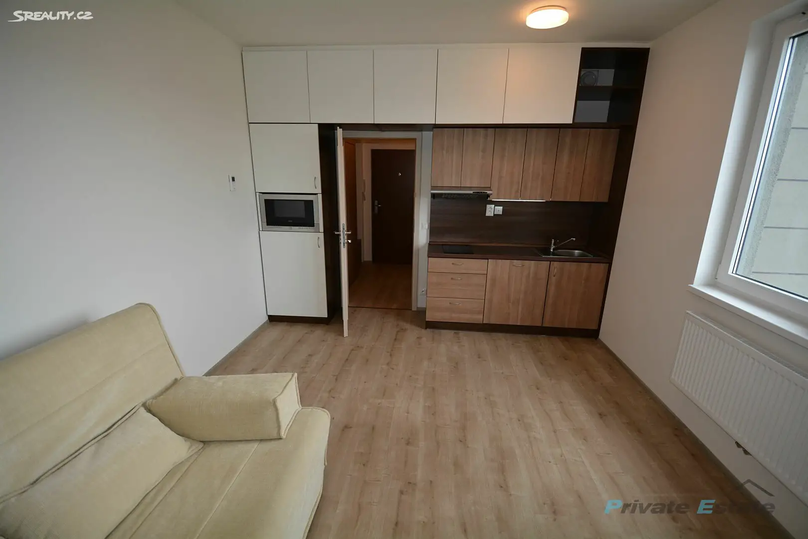 Prodej bytu 1+kk 22 m², Freyova, Praha 9 - Vysočany