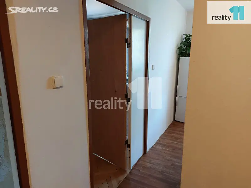 Prodej bytu 2+1 53 m², Svobodova, Nová Role
