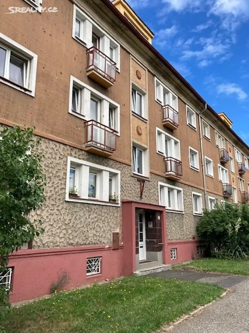 Prodej bytu 2+1 65 m², Kollárova, Ostrov