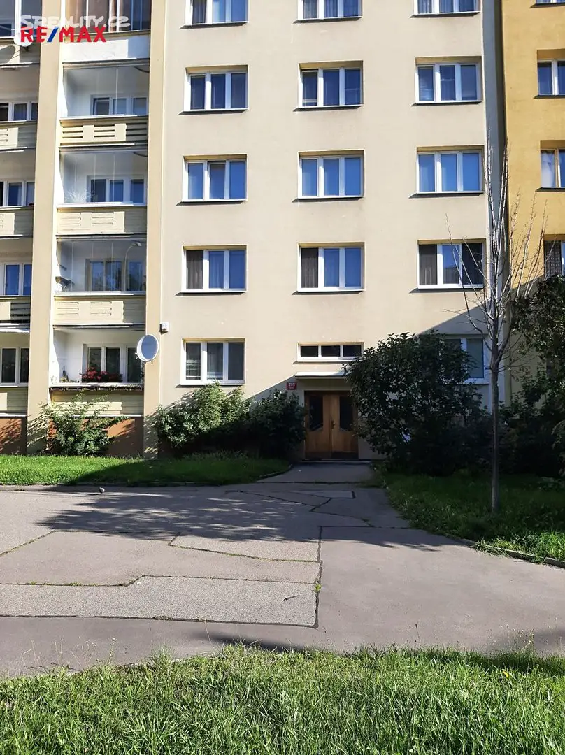 Prodej bytu 2+1 55 m², Na Petřinách, Praha 6 - Veleslavín
