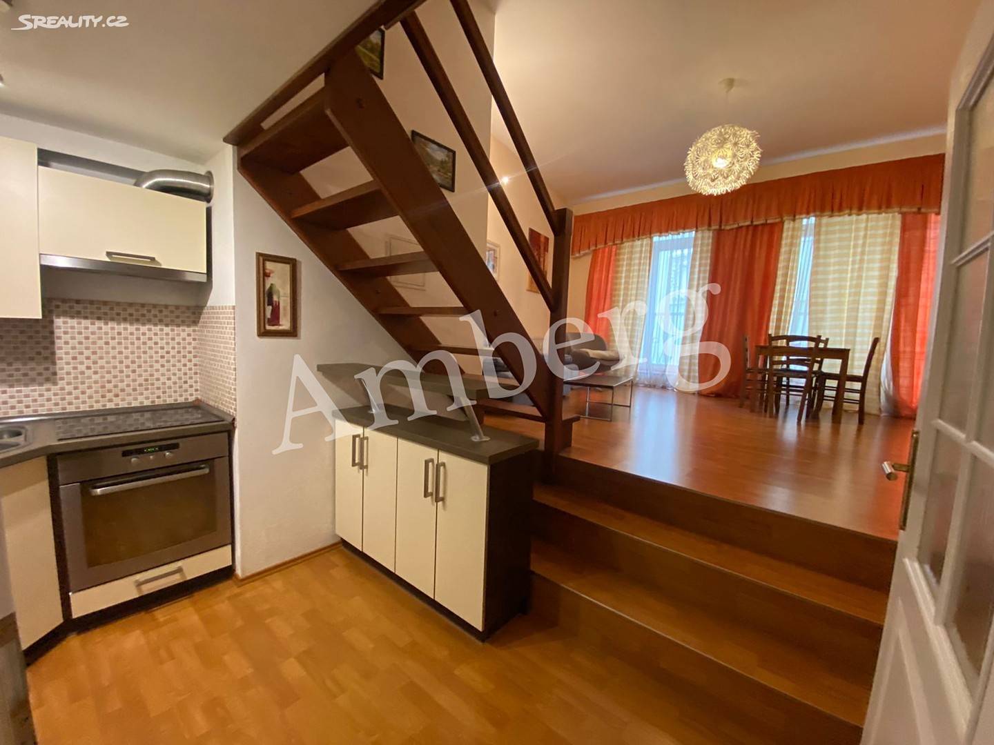 Prodej bytu 2+kk 40 m², Zámecký vrch, Karlovy Vary