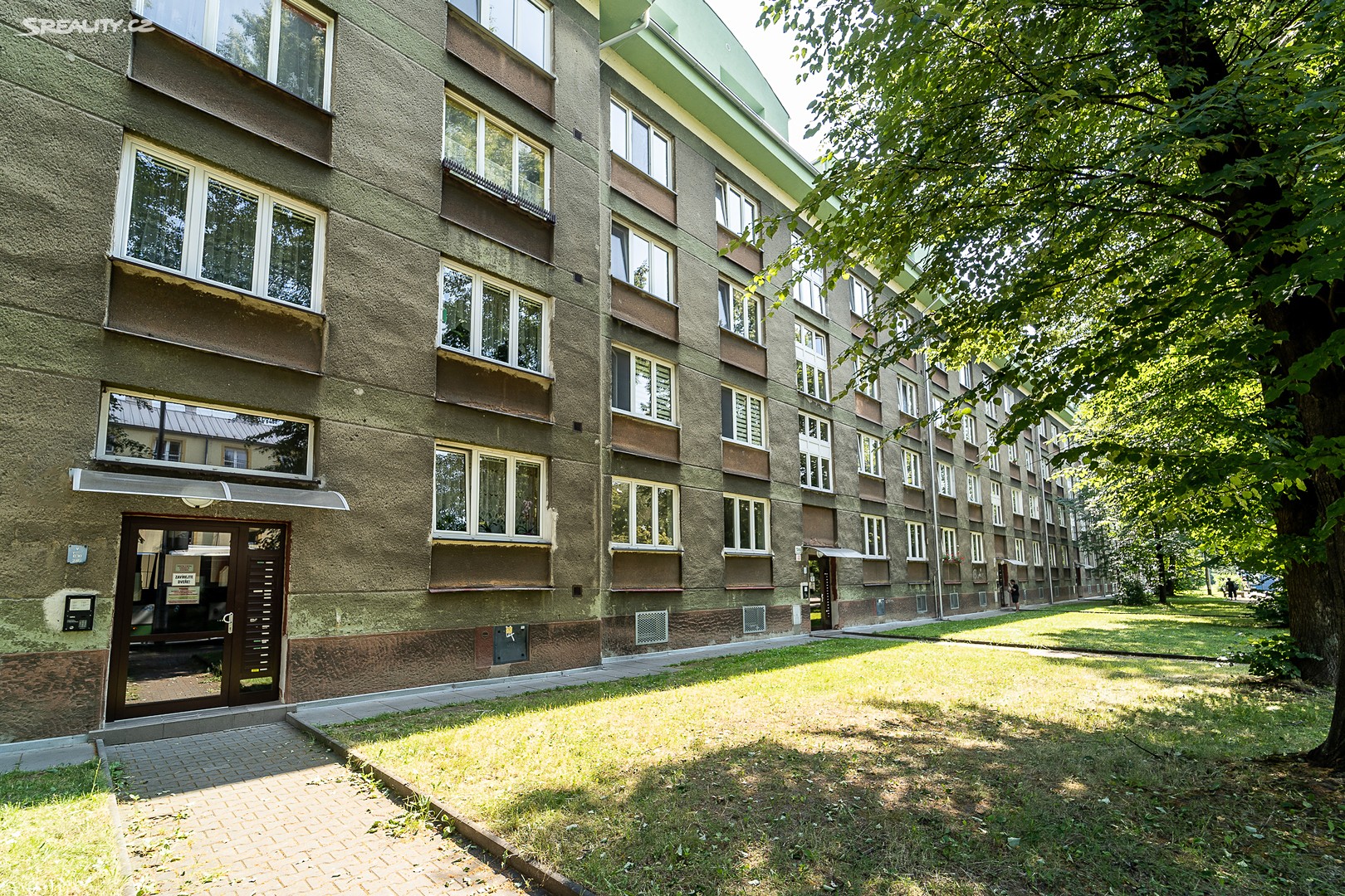 Prodej bytu 2+kk 58 m² (Podkrovní), Havířská, Karviná - Nové Město
