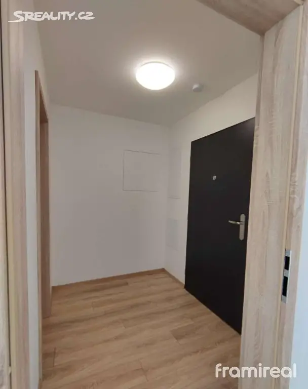 Prodej bytu 2+kk 50 m², U Kasáren, Pohořelice
