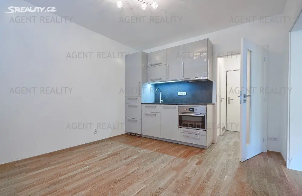 Prodej bytu 2+kk 41 m², Nedašovská, Praha 5 - Zličín