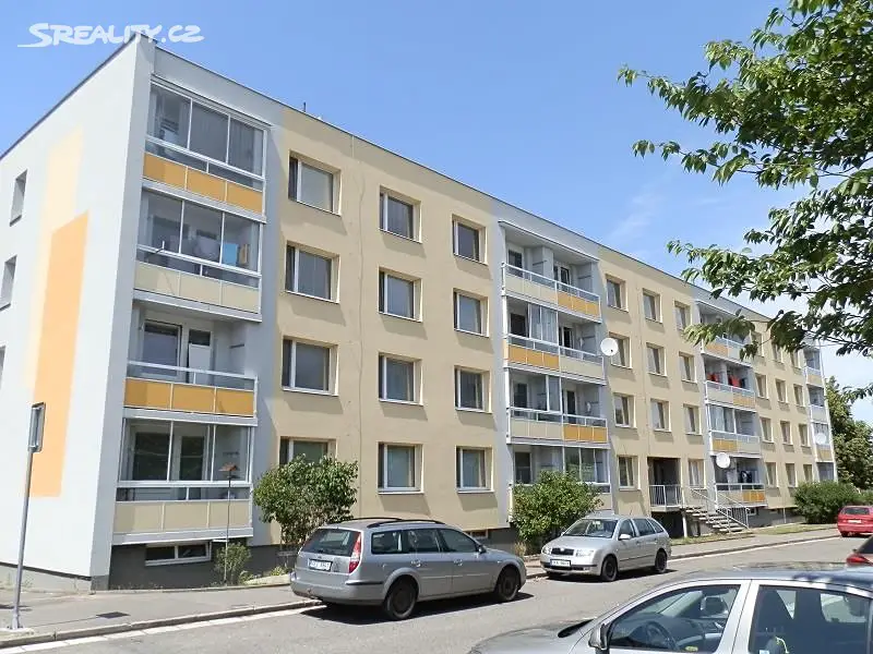 Prodej bytu 3+1 78 m², V Lukách, Heřmanův Městec