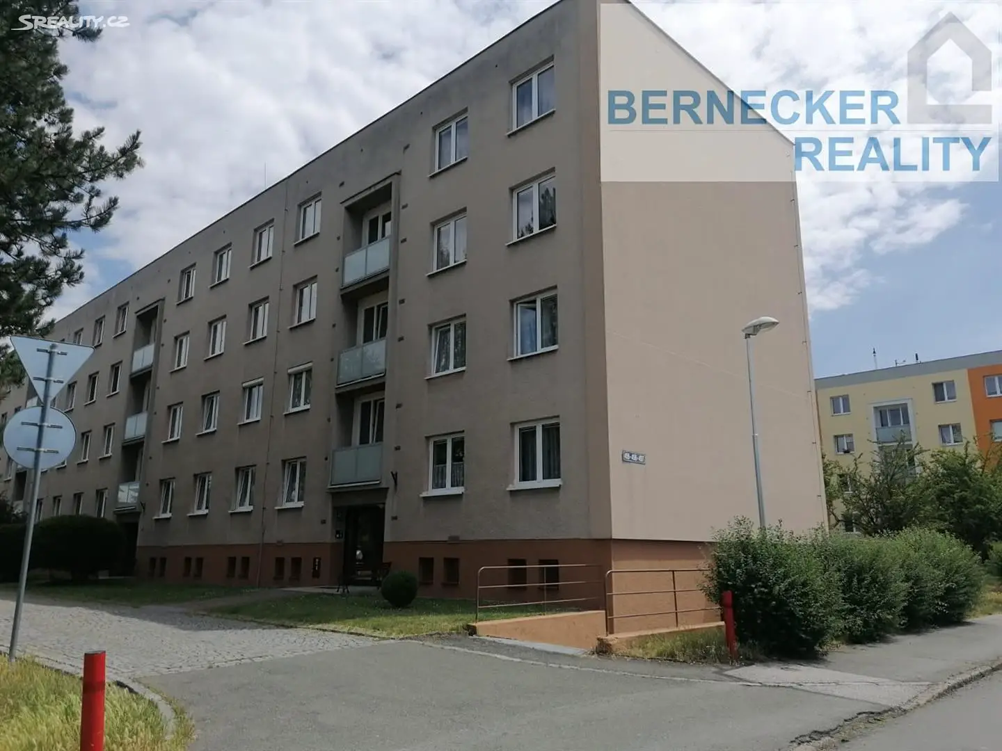 Prodej bytu 3+1 69 m², Kpt. Fechtnera, Hradec Králové - Malšovice