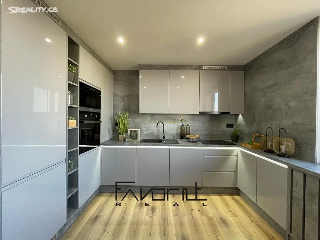 Prodej bytu 3+1 65 m², Jaromíra Matuška, Ostrava - Dubina