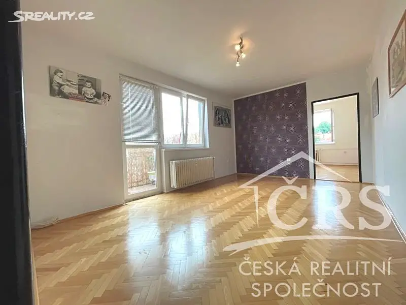 Prodej bytu 3+1 64 m², Fráni Šrámka, Praha 5 - Smíchov