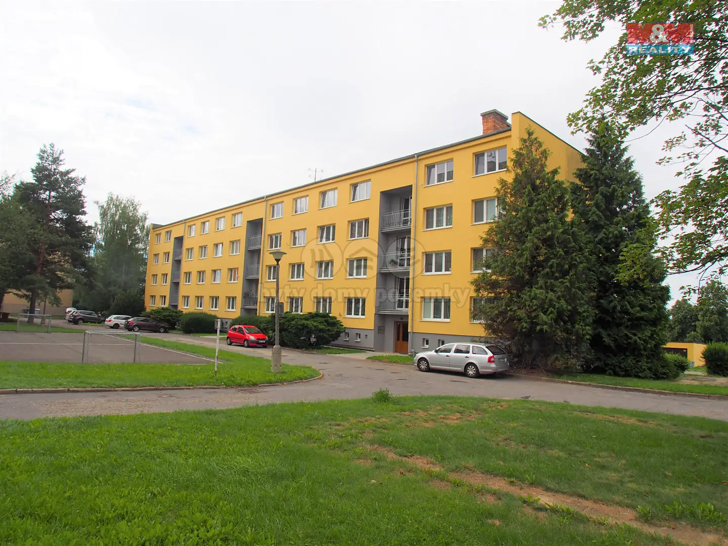 Prodej bytu 3+1 74 m², Jesenského, Tábor