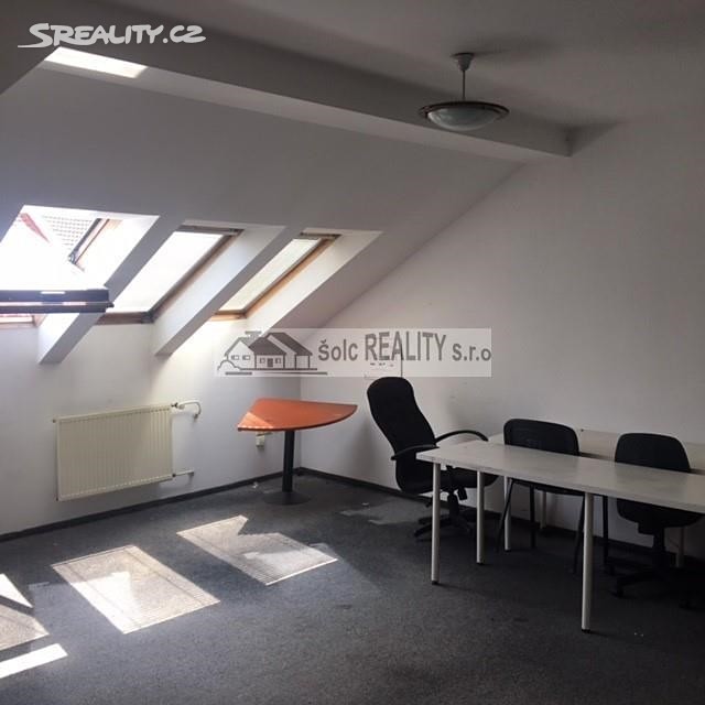 Prodej bytu 6 pokojů a více 178 m² (Podkrovní), Ostrovského, Praha 5 - Smíchov
