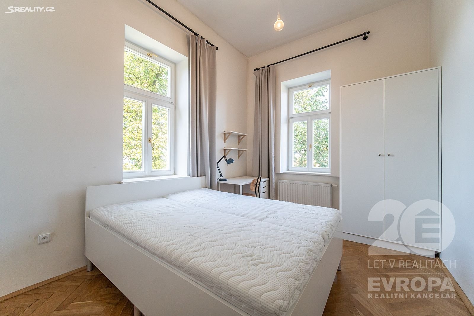 Prodej bytu 6 pokojů a více 99 m², Řehořova, Praha 3 - Žižkov