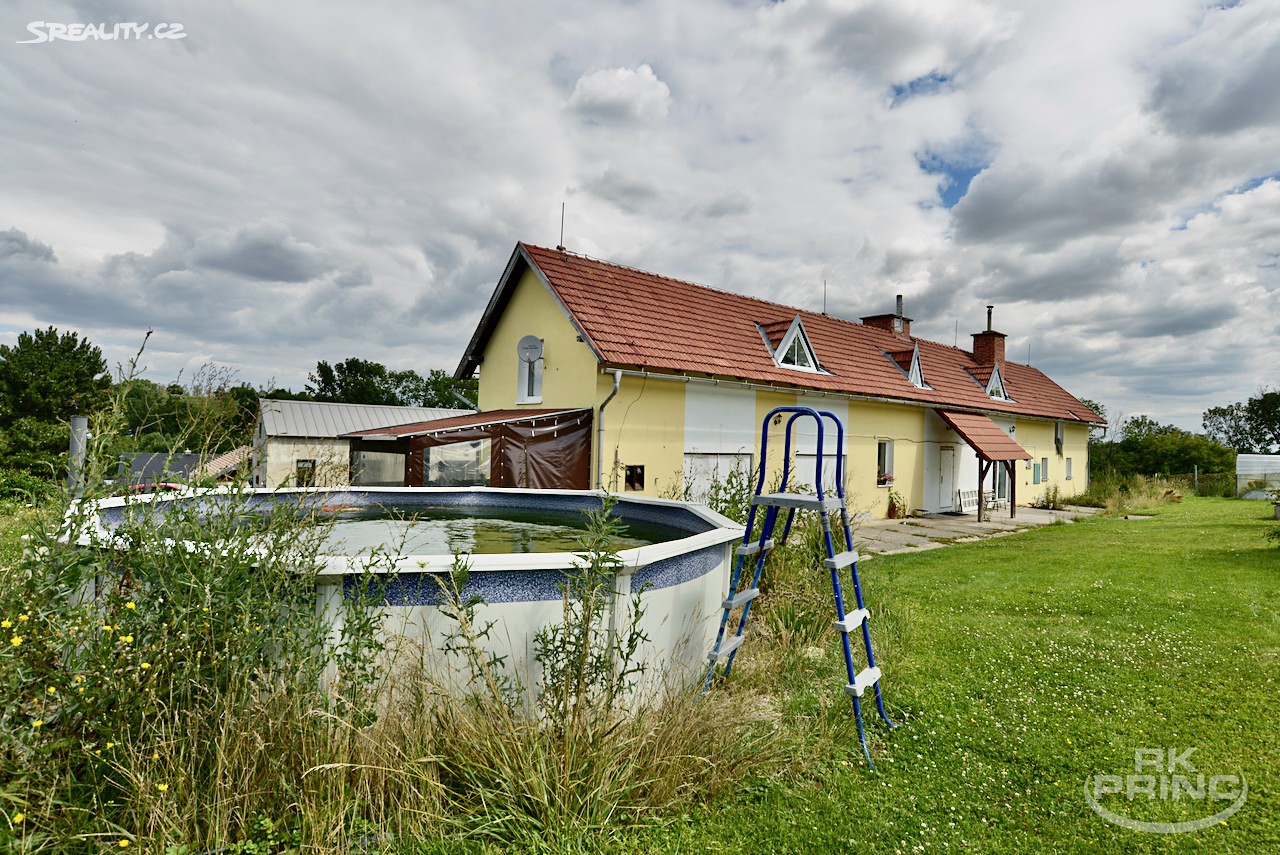 Prodej  rodinného domu 240 m², pozemek 1 256 m², Beřovice, okres Kladno