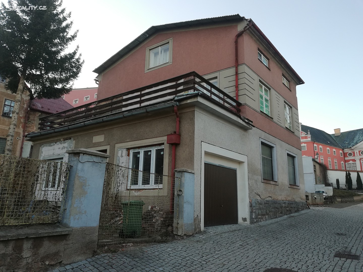Prodej  rodinného domu 200 m², pozemek 150 m², Kasárenská, Broumov