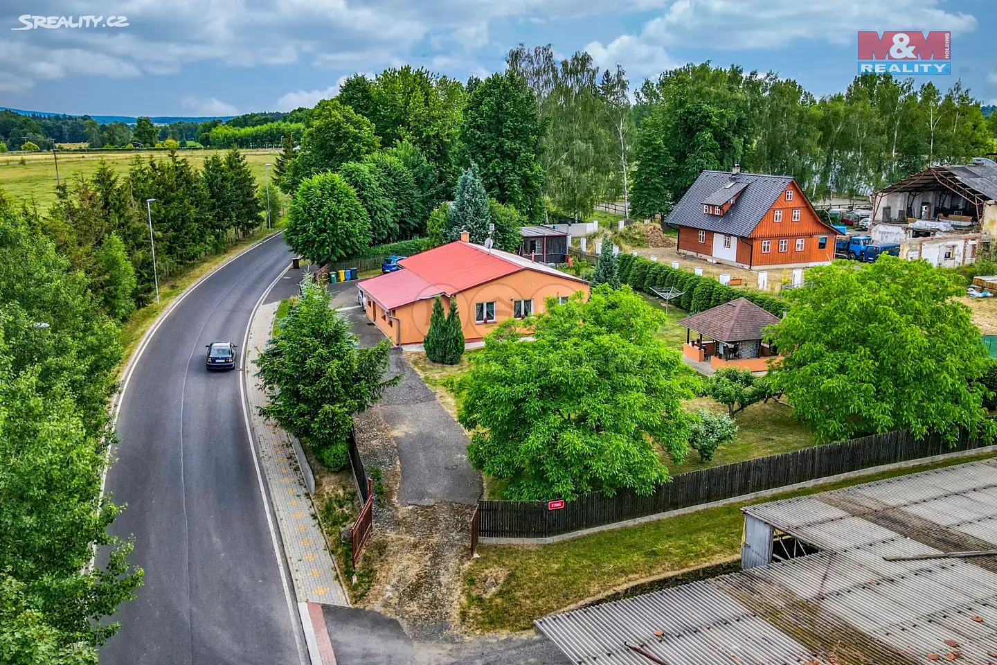 Prodej  rodinného domu 140 m², pozemek 1 766 m², Slapanská, Cheb - Háje