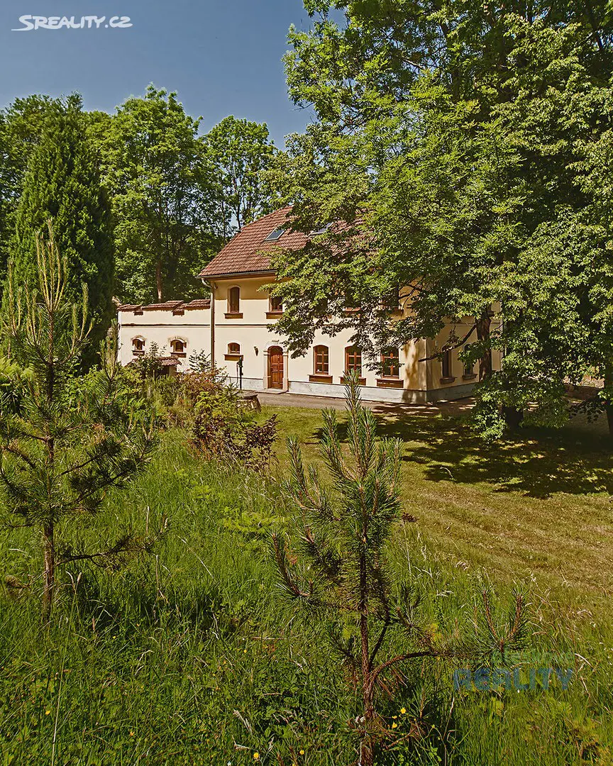 Prodej  rodinného domu 494 m², pozemek 5 600 m², Jindřichovice pod Smrkem, okres Liberec