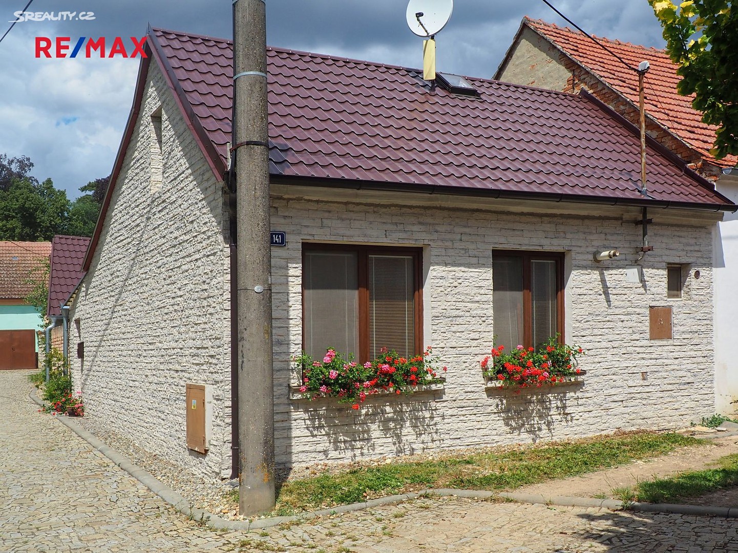 Prodej  rodinného domu 60 m², pozemek 163 m², Miroslavské Knínice, okres Znojmo