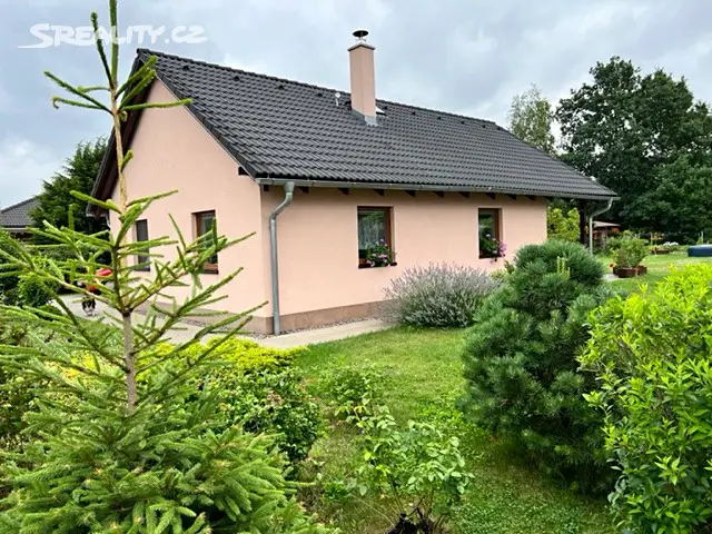 Prodej  rodinného domu 114 m², pozemek 975 m², Řečany nad Labem, okres Pardubice