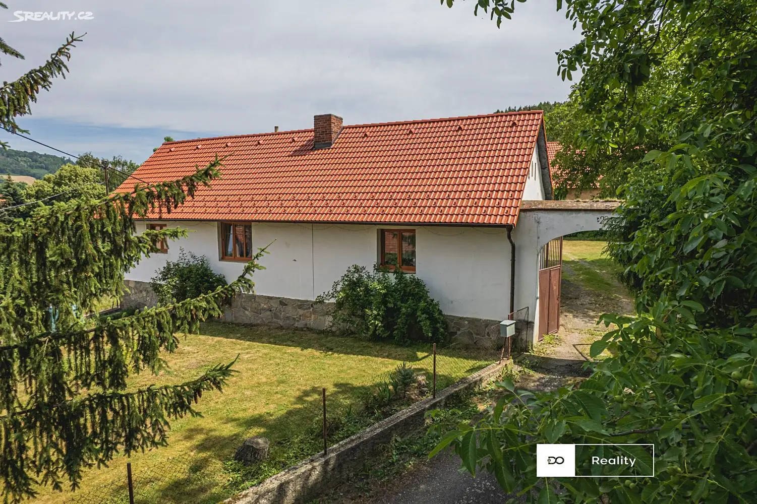 Prodej  rodinného domu 120 m², pozemek 3 022 m², Tisem, okres Benešov