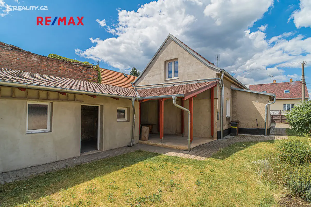 Prodej  rodinného domu 95 m², pozemek 331 m², Na Hradčanech, Tuchlovice