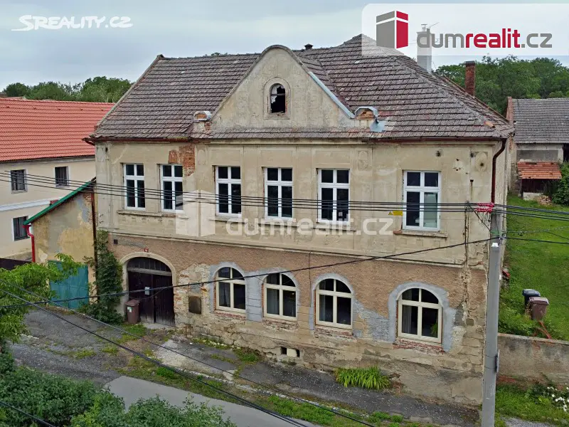 Prodej  rodinného domu 280 m², pozemek 983 m², Vysoká - Strážnice, okres Mělník