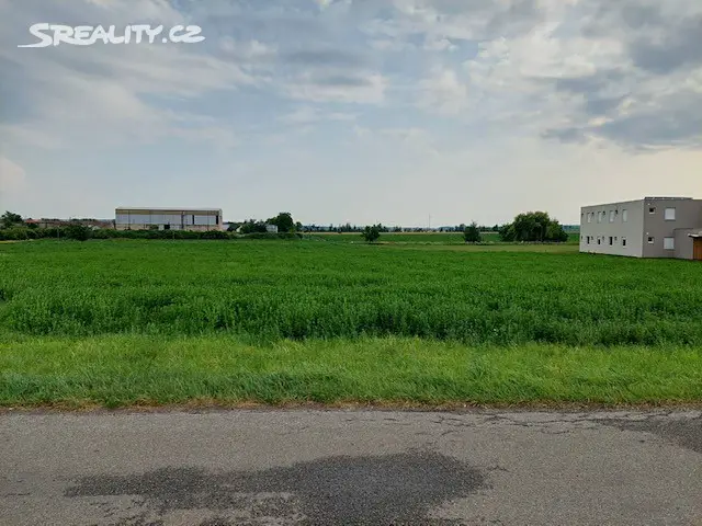 Prodej  stavebního pozemku 700 m², Dyjákovičky, okres Znojmo